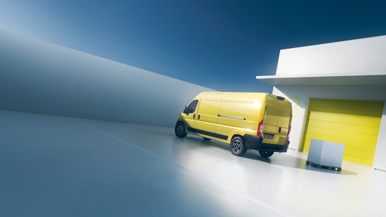 Opel, Movano, Exterior, Driving